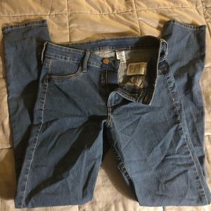 Light wash skinny jeans